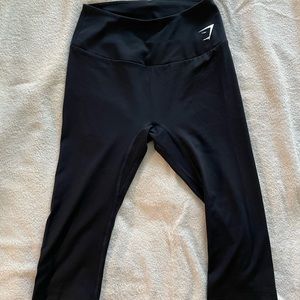 Black gymshark training cropped leggings